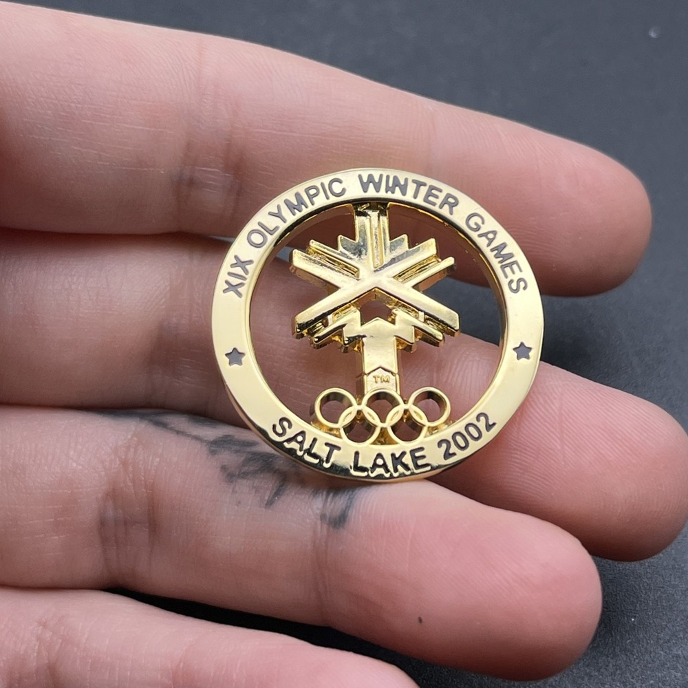 2002 Salt Lake City Olympics Gold Tone Lapel Hat Pin